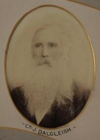 Photo-Dalgleish, Richards & Co. Photos Ballaarat, J.Dalgleish,Councilor, "Circa 1886"