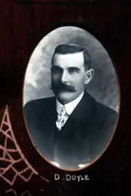 Photo - Doyle.D, Richards & Co Photos, D.Doyle.1912 Learmonth ANA Branch No 75, "Circa 1912"