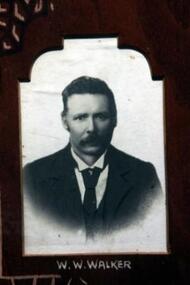 Photo - Walker.W.W, Richards & Co Photos, W.W.Walker, Learmonth ANA Branch No 75,1912, "Circa 1912"