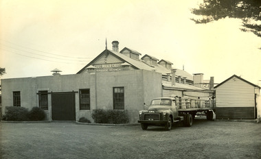 Photograph, Kraft Walker Cheese Pty Ltd Garvoc Branch factory, c1940
