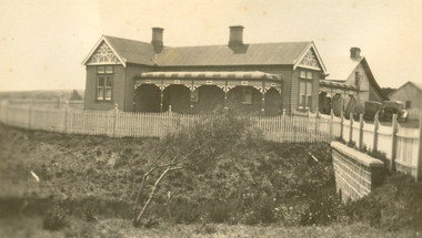 Photograph, Tooram Park homestead c1915, early 20th century