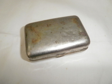 Cigarette case
