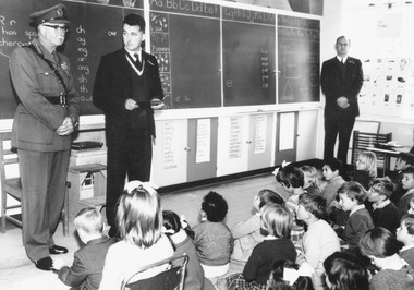 Photograph, Major General Beavis visiting North Ringwood State School, Oban Road, to commemorate 10th anniversary of Memorial Tree planting - 1965