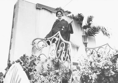 Photograph, City of Ringwood celebrations, 1960. Floats in procession