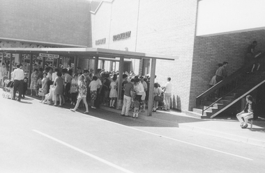 Photograph, Opening day at Eastland, Ringwood, October 1967