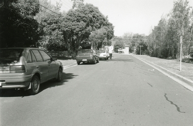 Photographs, Davey Drive, East Ringwood in 1999