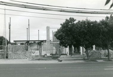 Photographs, Rebuilding the Ringwood Police Station corner of Ringwood and Bourke Sts in 1996