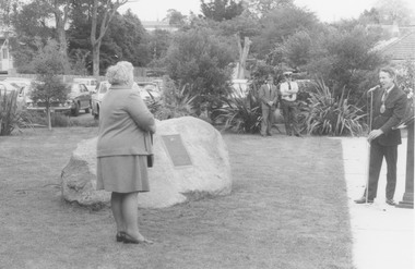 Photograph, Plaque unveiling at Ringwood Eastern Metropolitan Regional Library, commemorating the Golden Jubilee of Ringwood's severance from Lilydale. 1974
