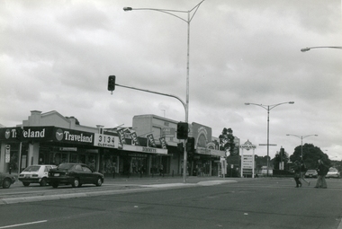 Photographs, Ringwood shops along Maroondah Hwy from Ringwood St to Warrandyte Road in 1997