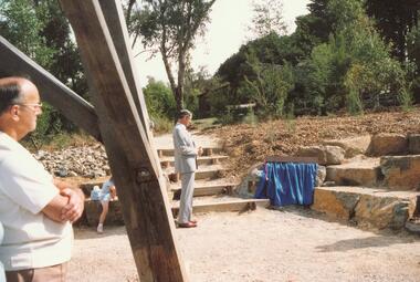 Photograph, Unveiling of plaque at Poppet Head replica erected at East Ringwood, 1987