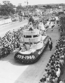 Photograph, Proclamation of the City of Ringwood procession - 19 March, 1960