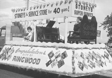 Photograph, Proclamation of the City of Ringwood procession - 19 March, 1960