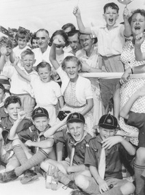 Photograph, Proclamation of the City of Ringwood procession - 19 March, 1960