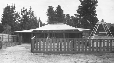 Photograph, Opening day at Pinemont Kindergarten, Hygeia Parade, North Ringwood - 1966