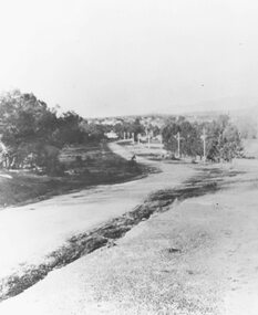Photograph, Maroondah Highway West, Ringwood- c1920. Looking East from Heatherdale Rd
