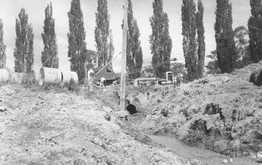 Photograph, Maroondah Highway East, Ringwood- 1963. Excavations for Ringwood Lake overflow