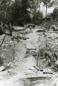 Photographs, 1979-80 MMBW pipe line project at Hubbard Reserve, North Ringwood � Tunnel shafts