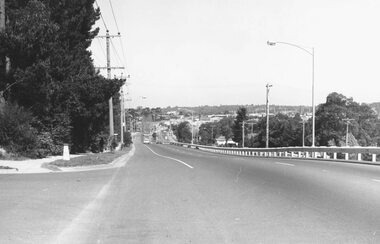 Photograph, Westward view from Braeside Avenue along Maroondah Highway, Ringwood - 1973