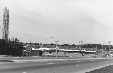 Photograph, Maroondah Highway East, Ringwood- 1969. Burnt Bridge Shopping Centre, cnr Maroondah Hwy and Beaufort Road