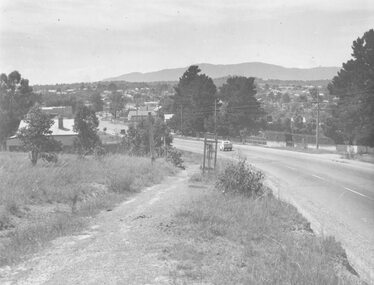 Photograph, Maroondah Highway West, Ringwood- c1948. Looking East from Heatherdale Road