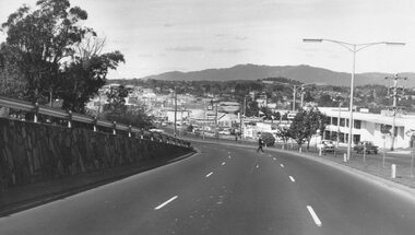 Photograph, Maroondah Highway West, Ringwood- 1973. Easterly view from Heatherdale Road