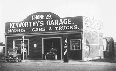 Photograph, Kenworthy's Garage, Maroondah Highway near Wantirna Road, Ringwood - c.1925