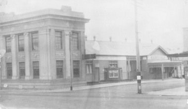 Photograph, Maroondah Highway Central, Ringwood. Ringwood Town Hall - circa early 1930s