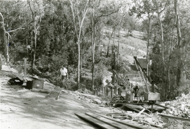 Photographs, 1979-80 MMBW pipe line project at Hubbard Reserve, North Ringwood � View towards Debbie Place