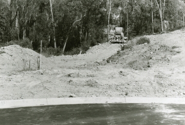 Photographs, 1979-80 MMBW pipe line project at Hubbard Reserve, North Ringwood � View from Debbie Place, preliminary sewer work
