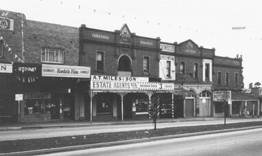 Photograph, Maroondah Highway Central, Ringwood. Coffee Palace and shops towards Adelaide Street. c1966