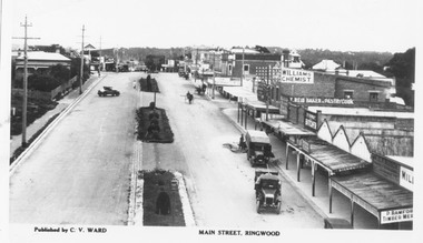 Photograph, Maroondah Highway Central, Ringwood. Main Street looking west from Warrandyte Road, 1928