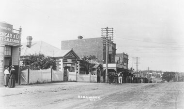 Photograph, Maroondah Highway Ringwood 1918 looking east