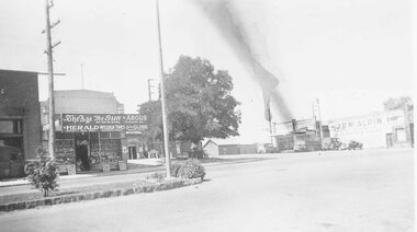 Photograph, Ringwood Station Entrance circa 1940 (water damaged)