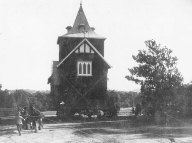 Photograph, Ringwood Church of England being hauled into new position, Ringwood Street 1924