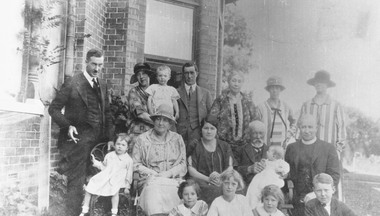 Photograph, Miles Family at 'Glamorgan', Ringwood, October 1926