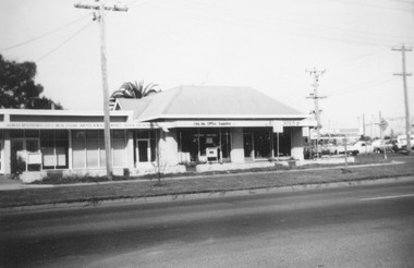 Photograph, Maroondah Highway West, Ringwood- 1969. Whitehorse Rd businesses at former Coach and Horses Hotel