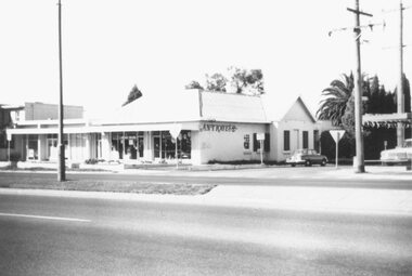 Photograph, Maroondah Highway West, Ringwood- 1978. Antique Shop on old Coach and Horses site