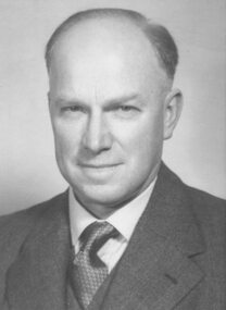 Photograph, Dr. Hewitt, Ringwood, M.O  (undated)