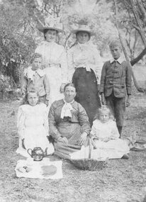 Photograph, Wilkins Family 1901
