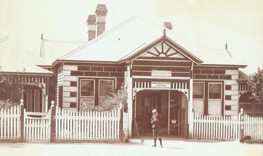 Photograph, Ringwood's second Post Office on Maroondah Highway 1906