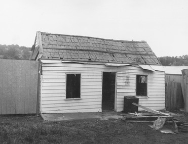 Photograph, Dismantling Ringwood miners cottage in 1975