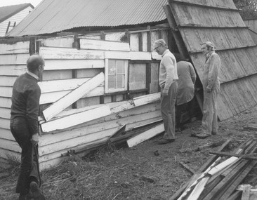 Photograph, Dismantling Ringwood miners cottage in 1975
