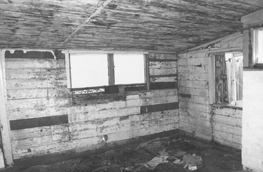 Photograph, Dismantling Ringwood miners cottage in 1975