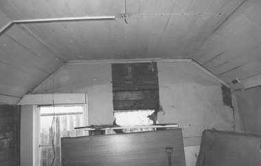 Photograph, Dismantling Ringwood miners cottage in 1975