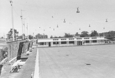 Photograph, Ringwood Bowling Club- New clubrooms, 1972