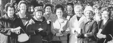 Photograph, Maroondah Hospital Auxiliary Ladies handing over cheques. c1960's