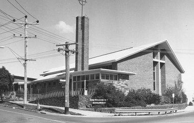Photograph, New Ringwood Methodist Church, cnr Station Street and Greenwood Ave, 1973