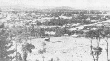 Photograph, A panorama of Ringwood from Mountain View Estate, East Ringwood. c1916