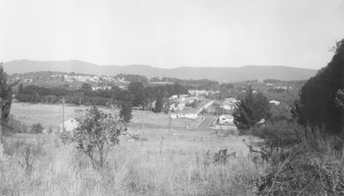Photograph, Panfield Estate, Ringwood - 1960.  Looking across to Mullum Rd. with Glen Cairn Ave. at right-angle to it.  House at left is in Graeme Street, Ringwood