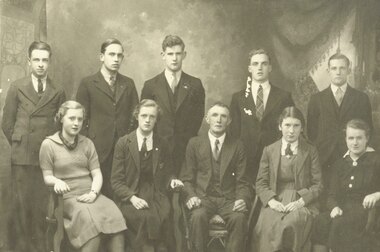 Photograph, Ringwood Methodist Intermediate Christian Endeavour Group.  1937